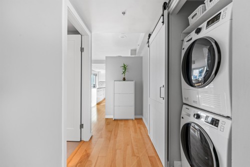 911-500 10Th Avenue W, Vancouver, BC 