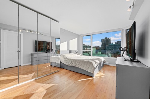 911-500 10Th Avenue W, Vancouver, BC 