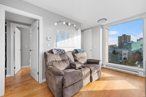 911-500 10Th Avenue W, Vancouver, BC 