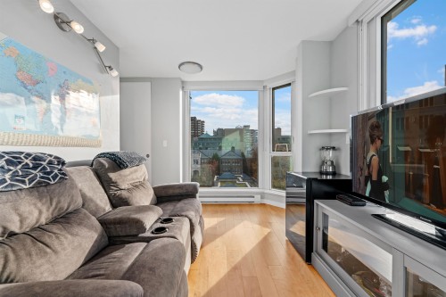 911-500 10Th Avenue W, Vancouver, BC 