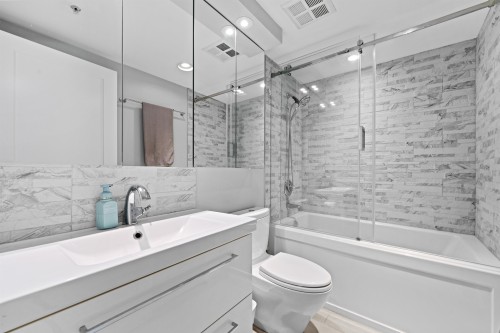 911-500 10Th Avenue W, Vancouver, BC 