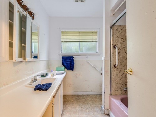 840 Rochester Avenue, Coquitlam, BC 