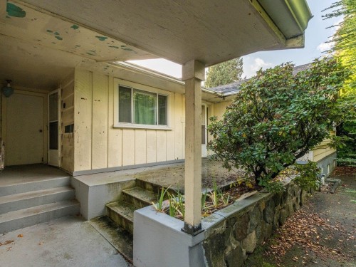 840 Rochester Avenue, Coquitlam, BC 