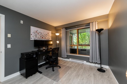 204-285 Newport Drive, Port Moody, BC 