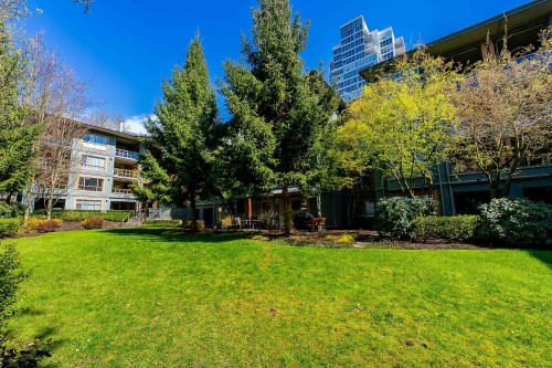 204-285 Newport Drive, Port Moody, BC 
