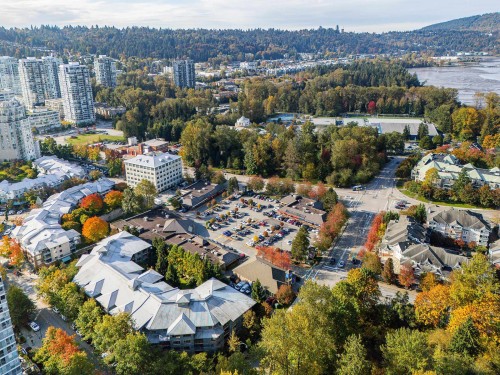 204-285 Newport Drive, Port Moody, BC 