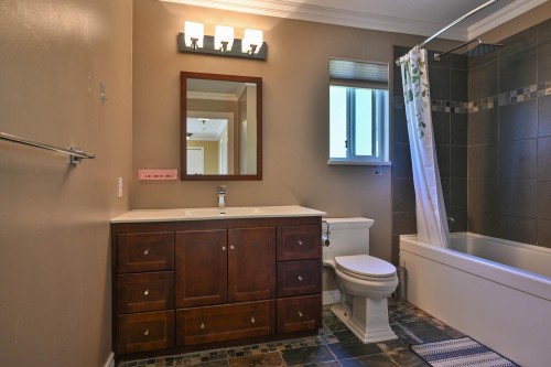 1422 Magnolia Place, Coquitlam, BC 