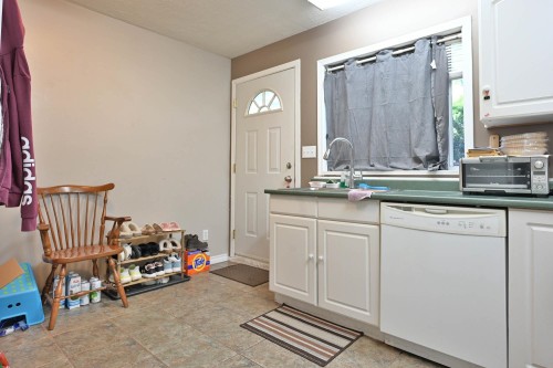 1422 Magnolia Place, Coquitlam, BC 