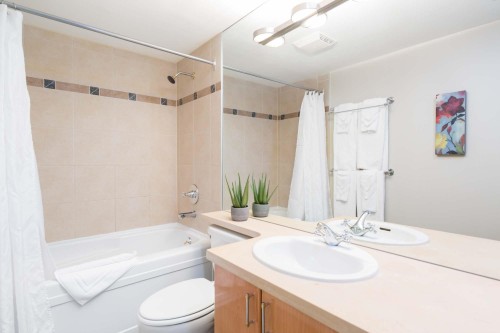 2907-193 Aquarius Mews, Vancouver, BC 