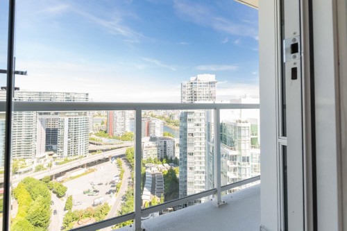 2907-193 Aquarius Mews, Vancouver, BC 