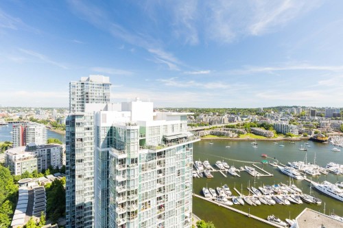 2907-193 Aquarius Mews, Vancouver, BC 