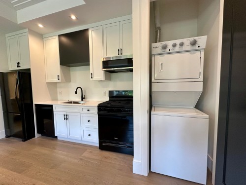 660 St Andrews Road, Vancouver, BC 