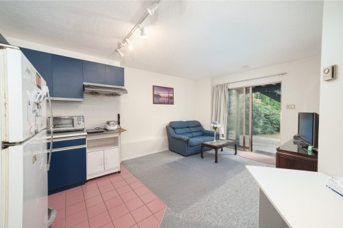 1931 Westview Drive, North Vancouver, BC 