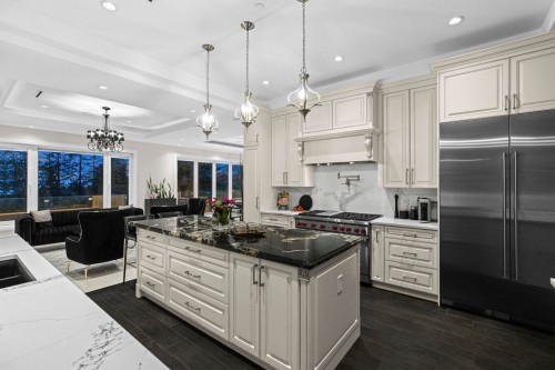 1198 Ottaburn Road, West Vancouver, BC 