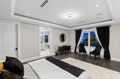 1198 Ottaburn Road, West Vancouver, BC 