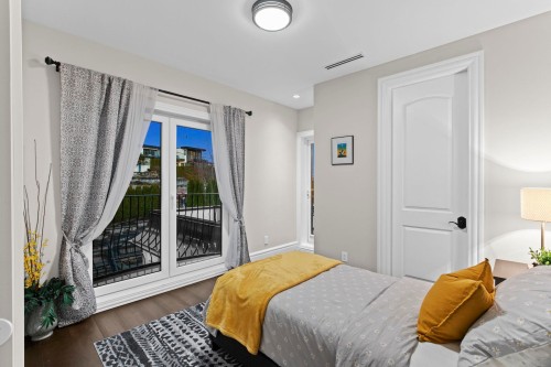 1198 Ottaburn Road, West Vancouver, BC 