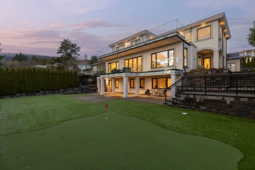 1198 Ottaburn Road, West Vancouver, BC 