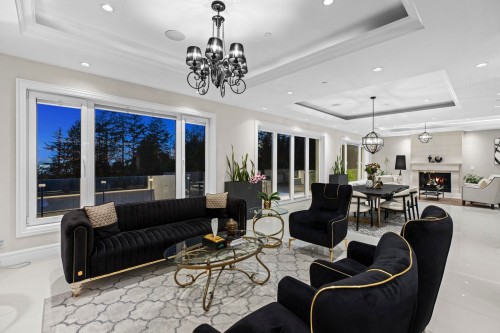 1198 Ottaburn Road, West Vancouver, BC 