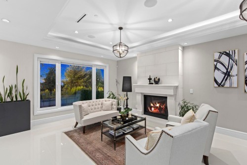 1198 Ottaburn Road, West Vancouver, BC 