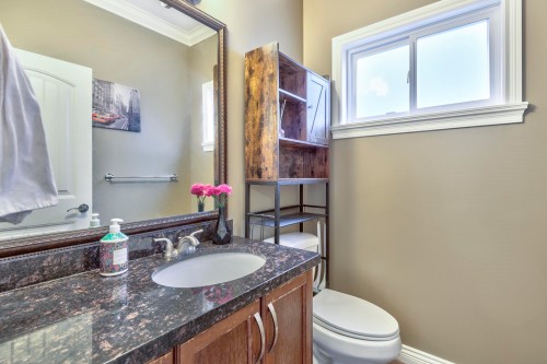 24284 101A Avenue, Maple Ridge, BC 