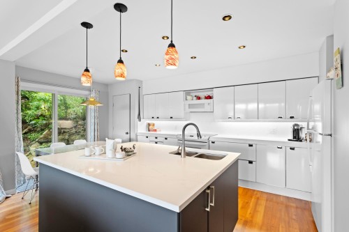 45 Sweetwater Place, Lions Bay, BC 