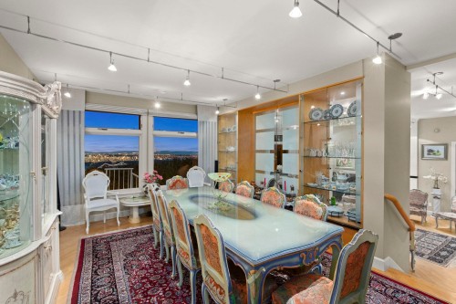 1128 Crestline Road, West Vancouver, BC 