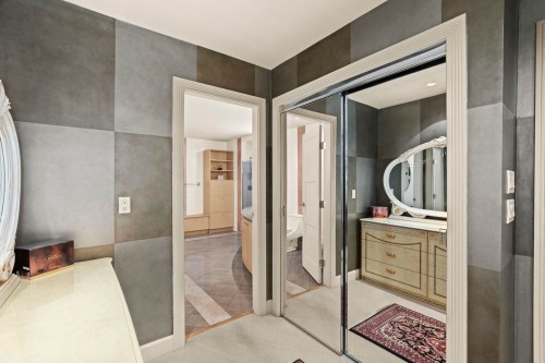 1128 Crestline Road, West Vancouver, BC 