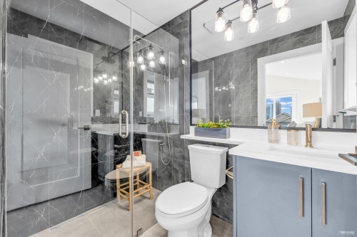 514 60Th Avenue W, Vancouver, BC 