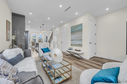 514 60Th Avenue W, Vancouver, BC 