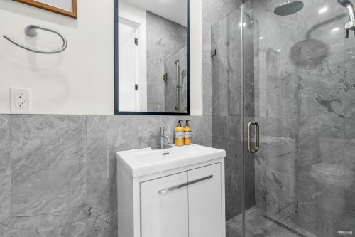 514 60Th Avenue W, Vancouver, BC 