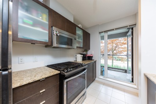 202-7535 Alderbridge Way, Richmond, BC 