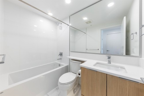 306-7683 Park Crescent, Burnaby, BC 