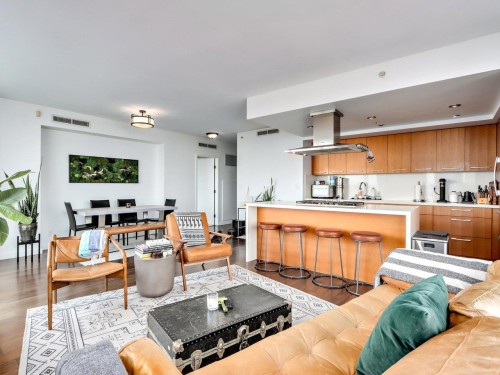 2701-8 Smithe Mews, Vancouver, BC 