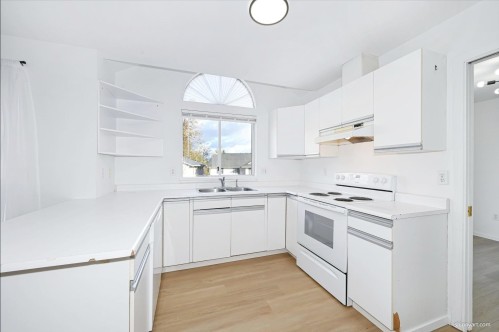 1216 Brand Street, Port Coquitlam, BC 