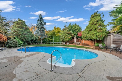 6851 Mayflower Drive, Richmond, BC 