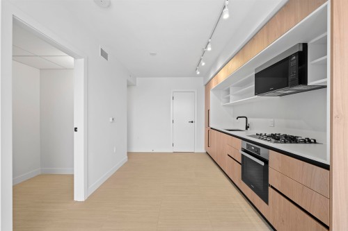 1402-5058 Joyce Street, Vancouver, BC 