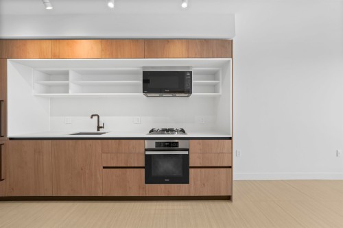 1402-5058 Joyce Street, Vancouver, BC 