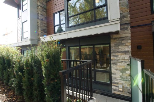 202-381 Clayton Street, Coquitlam, BC 