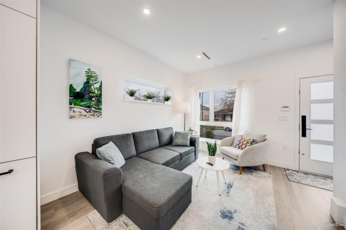 227 57Th Avenue E, Vancouver, BC 