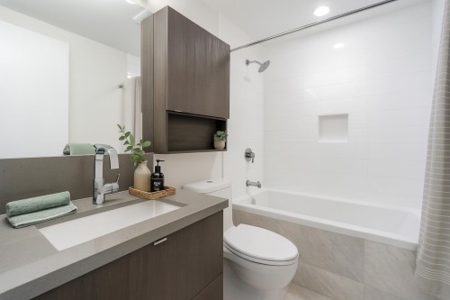 2301-530 Whiting Way, Coquitlam, BC 