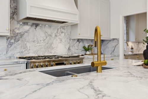 811 Madison Avenue, Burnaby, BC 