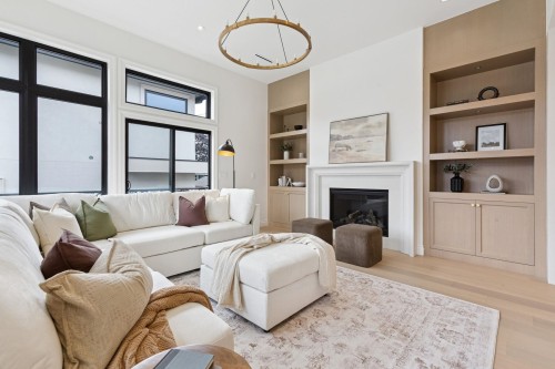 811 Madison Avenue, Burnaby, BC 