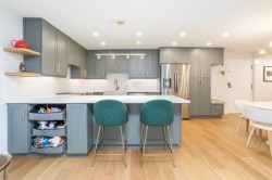 202-1500 Haro Street  Vancouver, BC V6G 1G5