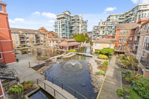 312-6 Renaissance Square, New Westminster, BC 