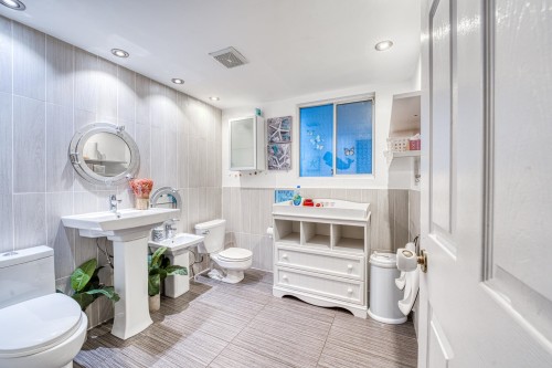 10800 Rochdale Drive, Richmond, BC 