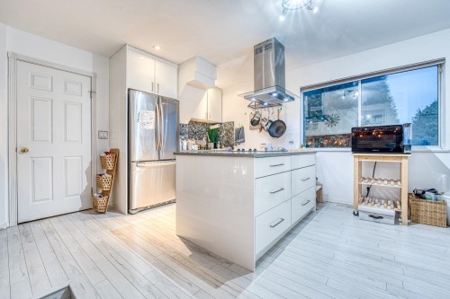 10800 Rochdale Drive, Richmond, BC 