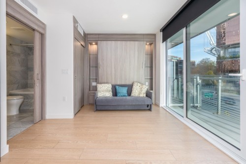 308-89 Nelson Street, Vancouver, BC 