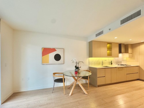 308-89 Nelson Street, Vancouver, BC 