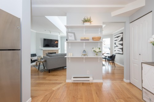 208-788 8Th Avenue W, Vancouver, BC 