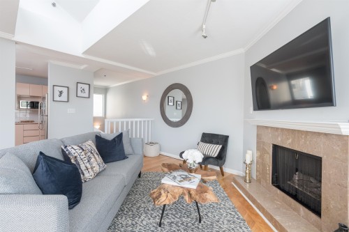 208-788 8Th Avenue W, Vancouver, BC 